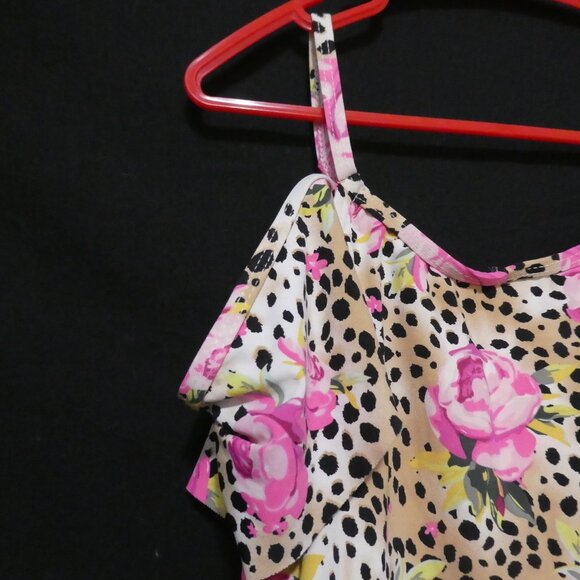 BETSEY JOHNSON | size 7/8 | Floral One Piece Swimsuit | Ruffle Trim Top - Picture 11 of 16